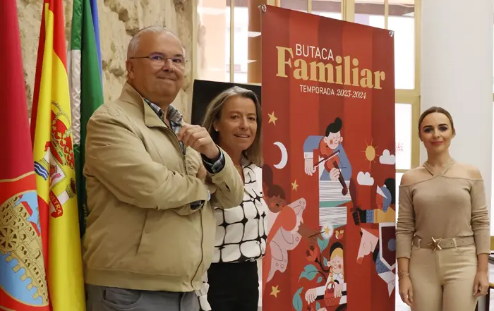El Instituto Municipal de Artes Esc&eacute;nicas, la Orquesta de C&oacute;rdoba y la Delegaci&oacute;n de Educaci&oacute;n e Infancia del Ayuntamiento de C&oacute;rdoba durante la presentaci&oacute;n de Butaca Familiar