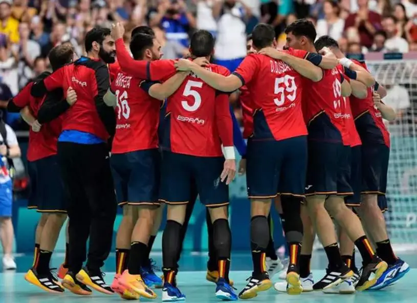 Los Hispanos celebrando su pase a las Semifinales de los JJOO