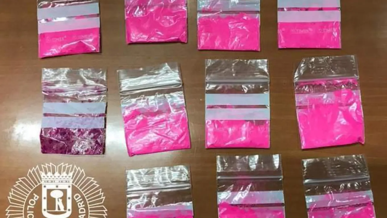 Coca&iacute;na Rosa o Tusi incautaba por la Polic&iacute;a Municipal de Madrid. Fuente Twitter @policiademadrid