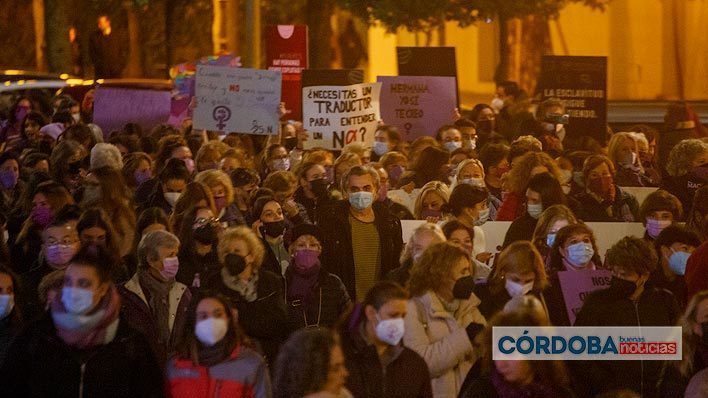 25N - Manifestación contra la violencia machista. | José León